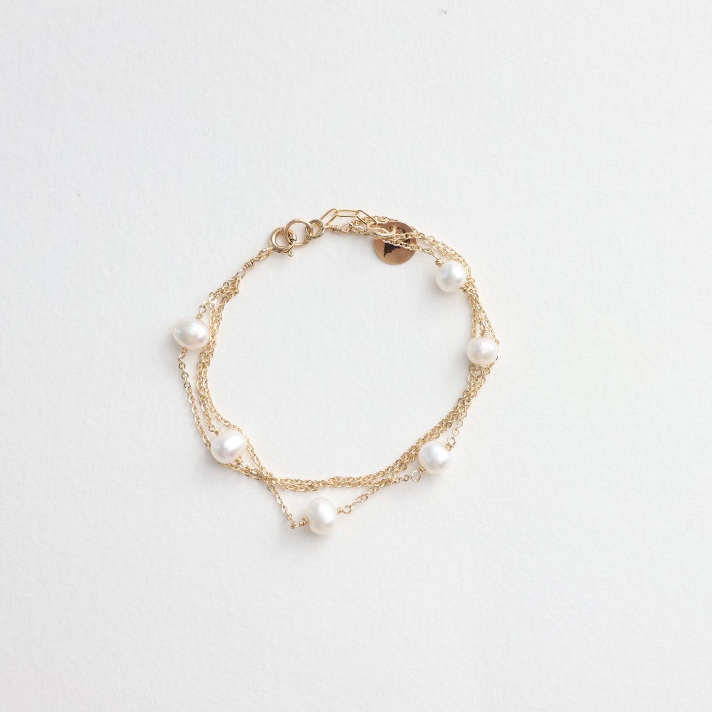 Breaker Dainty Pearl Bracelet
