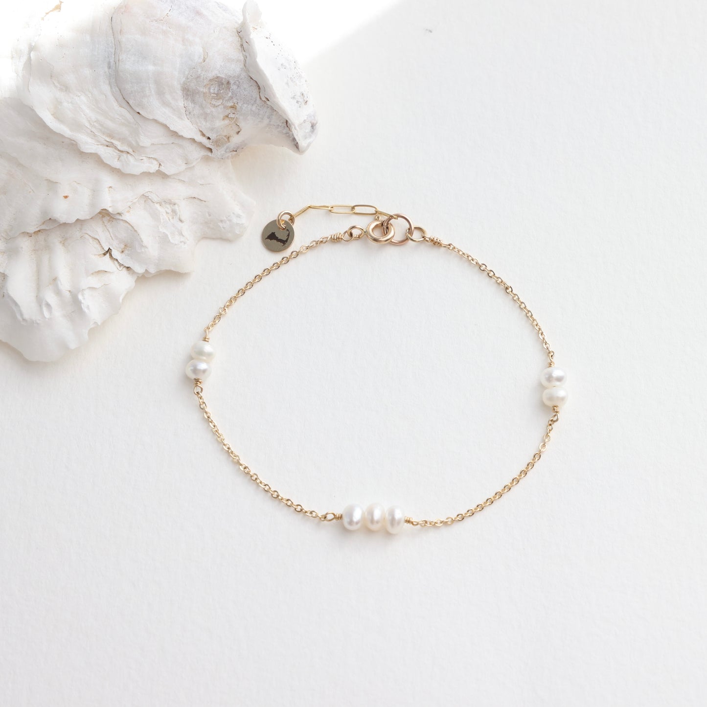 NEW!! Dainty Midi Pearl Bracelet