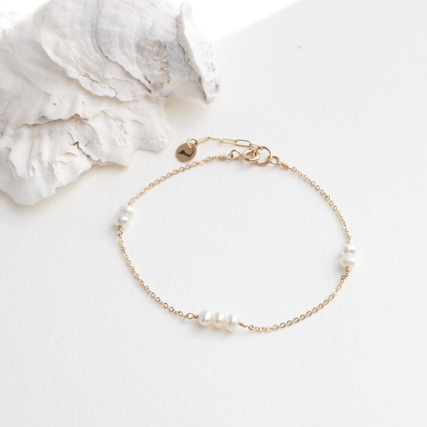 NEW!! Dainty Midi Pearl Bracelet