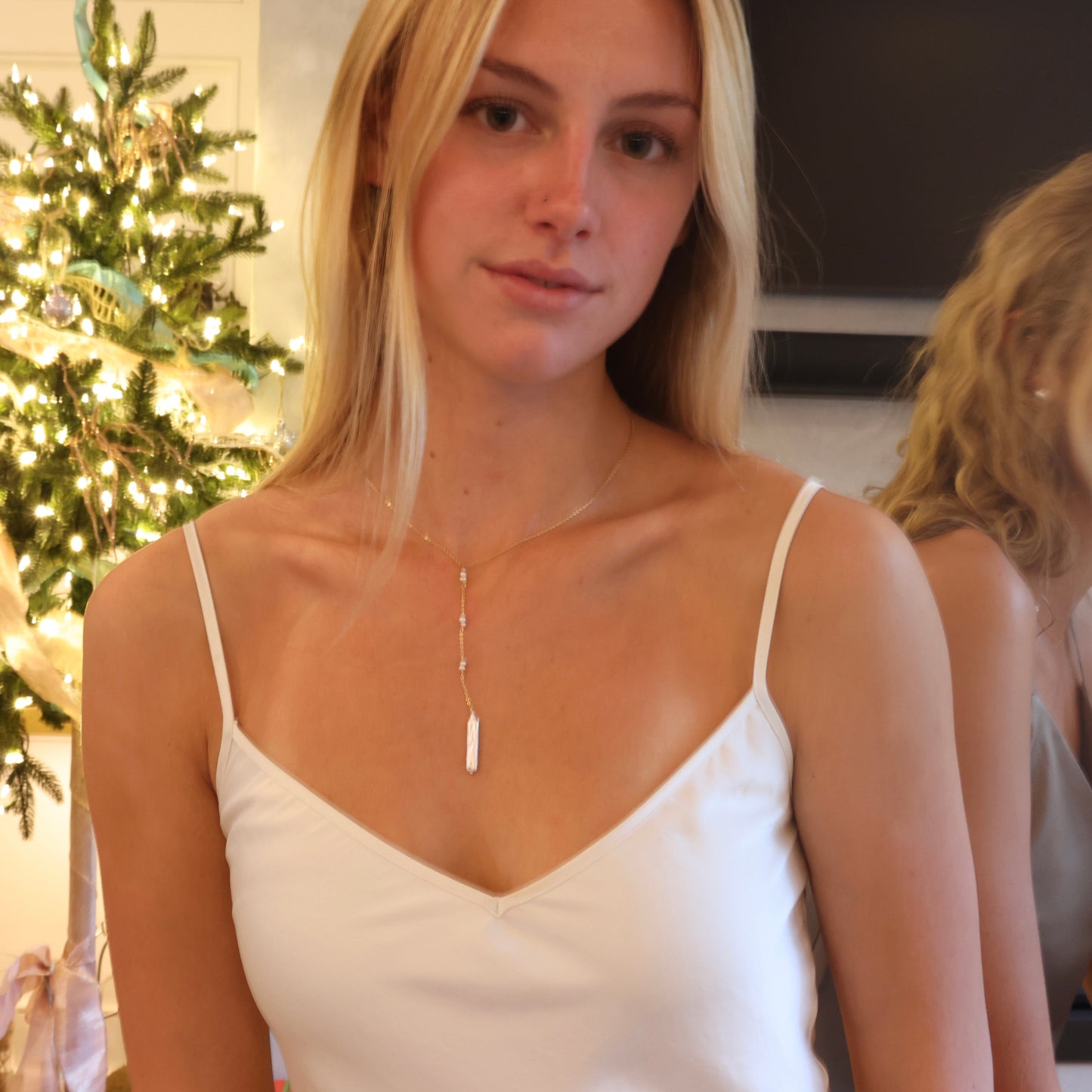 NEW!! Primalia Pearl Lariat
