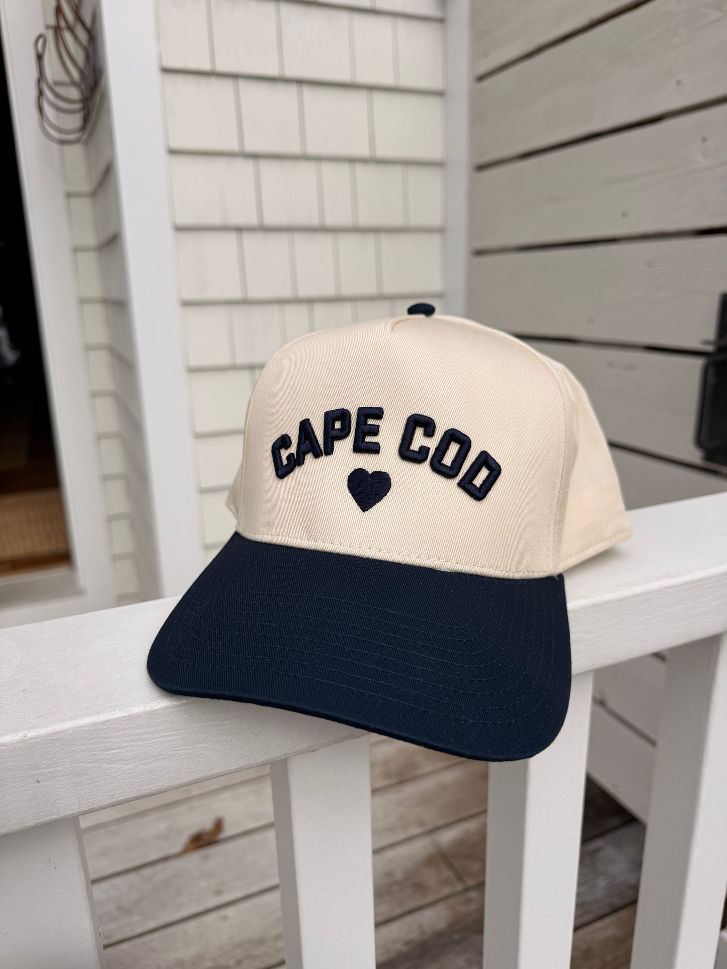 Outermost Coast Scallops Shell 5 panel hat Puff Embroidery