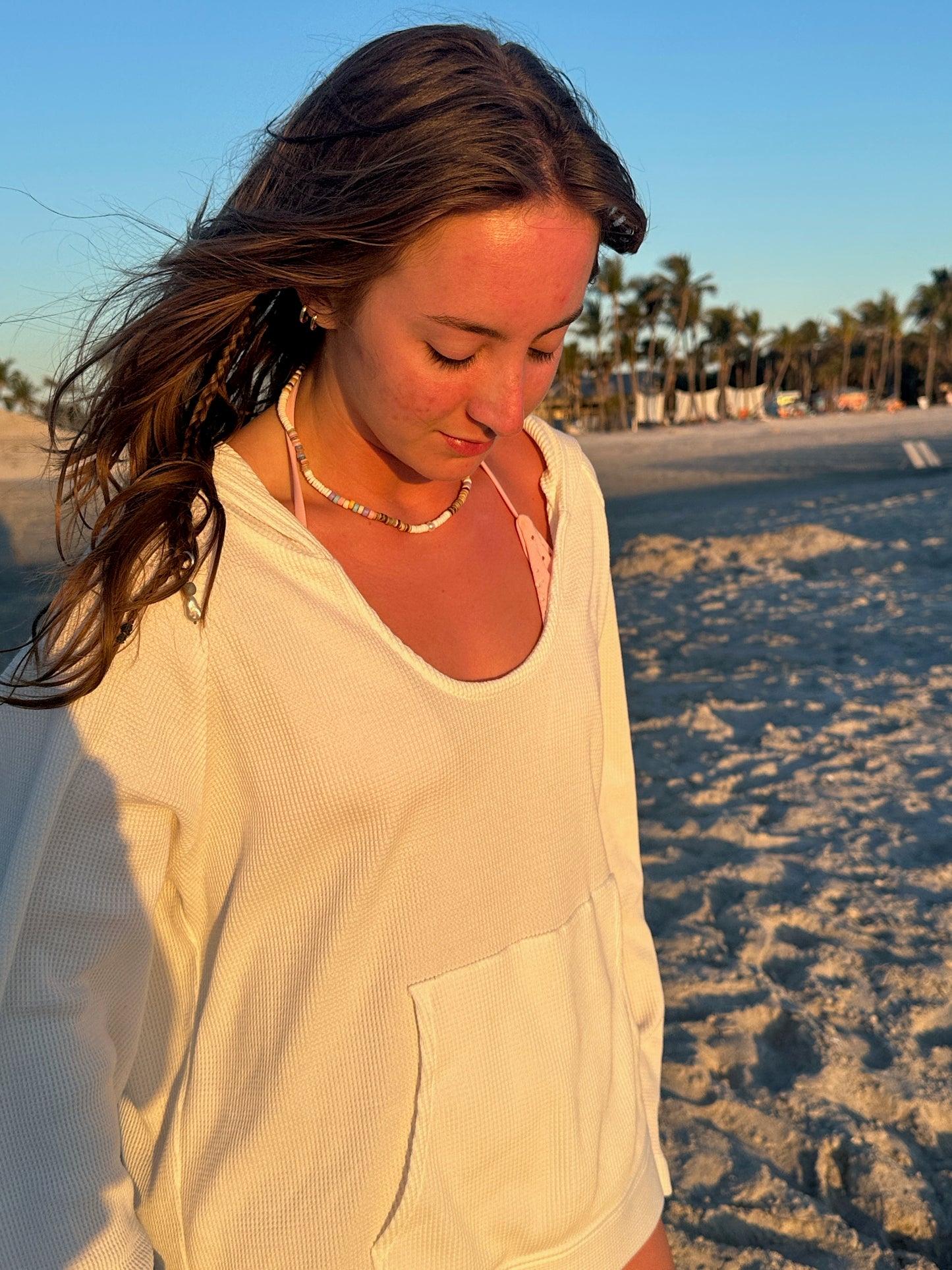 Puka Shell Ocean Breeze Choker Necklace Rainbow