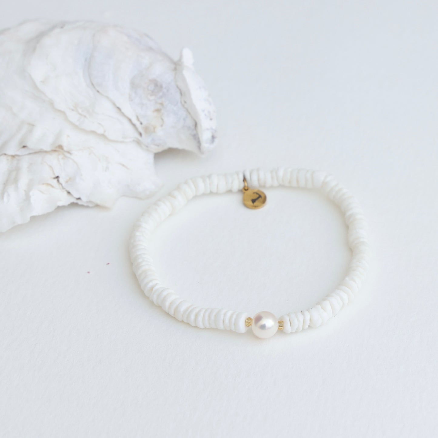 Puka Shell Ocean Breeze BRACELET Cloud