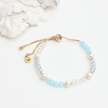 Coastal Icon Scallop Shell Adjustable Pearl Bracelet