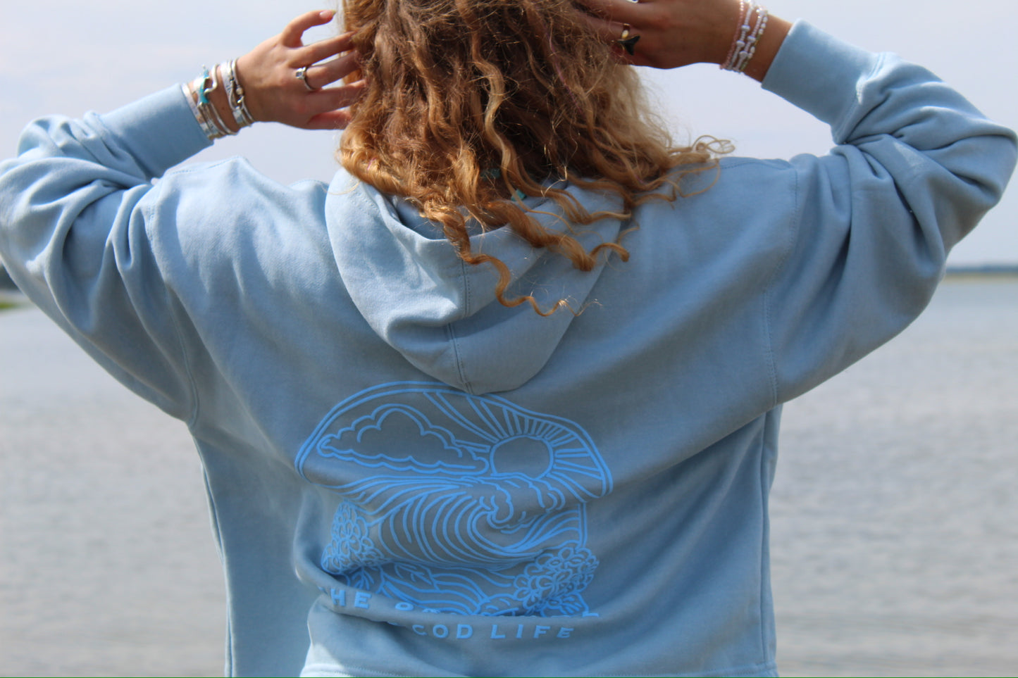 Crop Cape Cod Puff Hoodie Ella Blue - Blue Wave Art