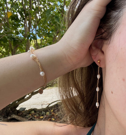 NEW!! Dainty Gold Layered Pearl Bracelet
