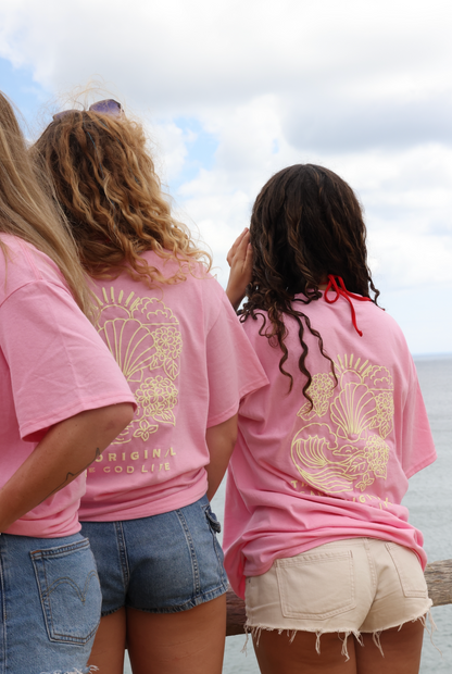 Pink Puff Shell Hydrangea Tee