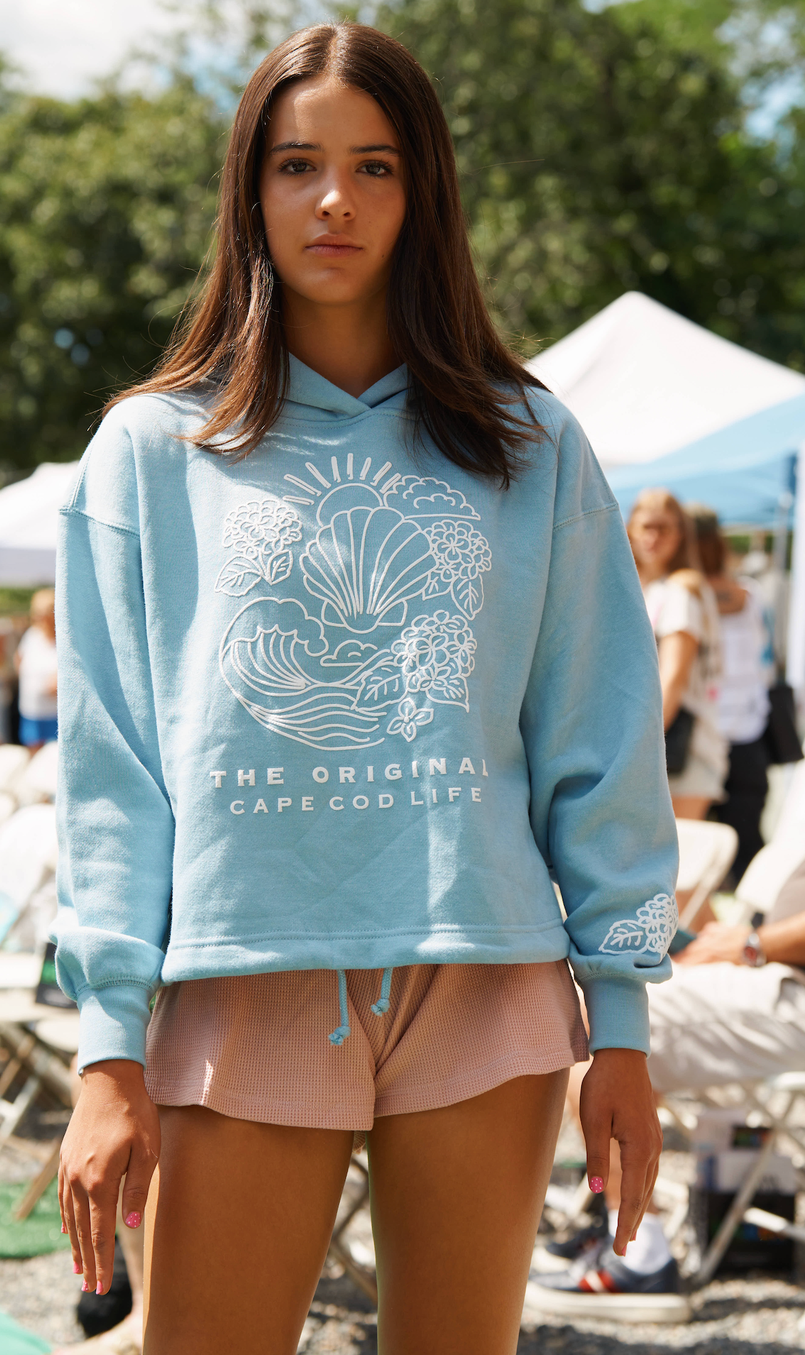 Crop Cape Cod Puff Hoodie Ella Blue - White Shell Art