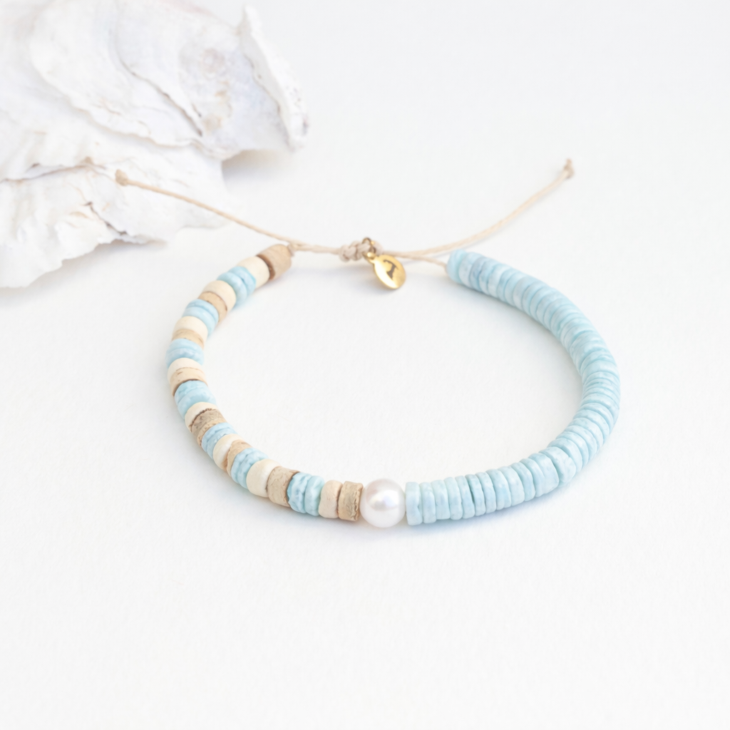 Ala Moana Shoreline Pearl and Puka Bracelet